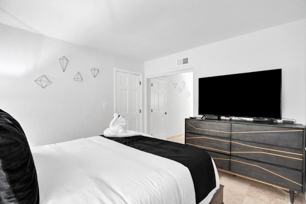 Ra Suites ポンパノビーチ エクステリア 写真